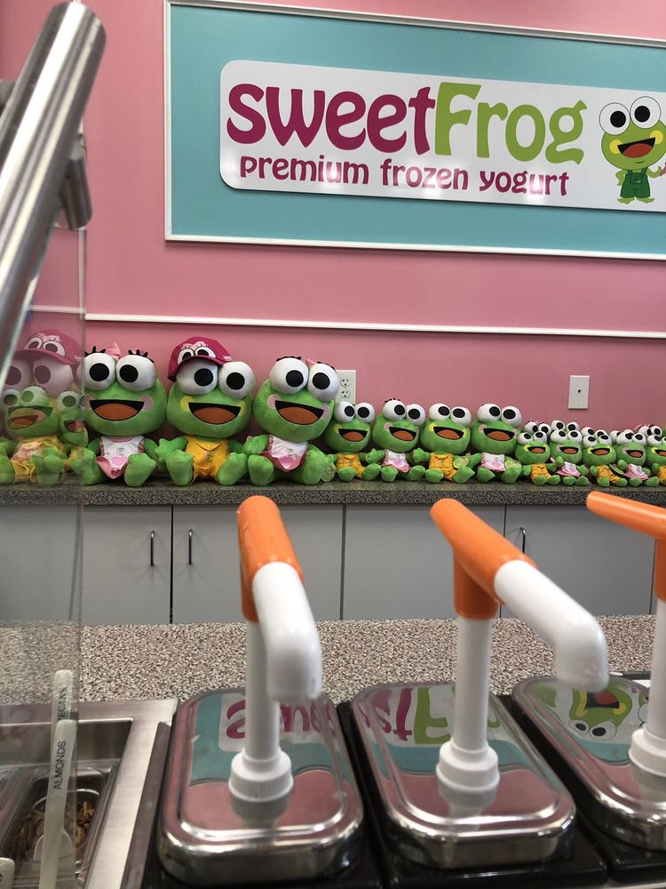 sweetFrog Premium Frozen Yogurt