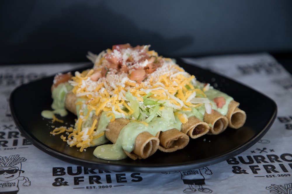 Burros & Fries Plaza Bonita