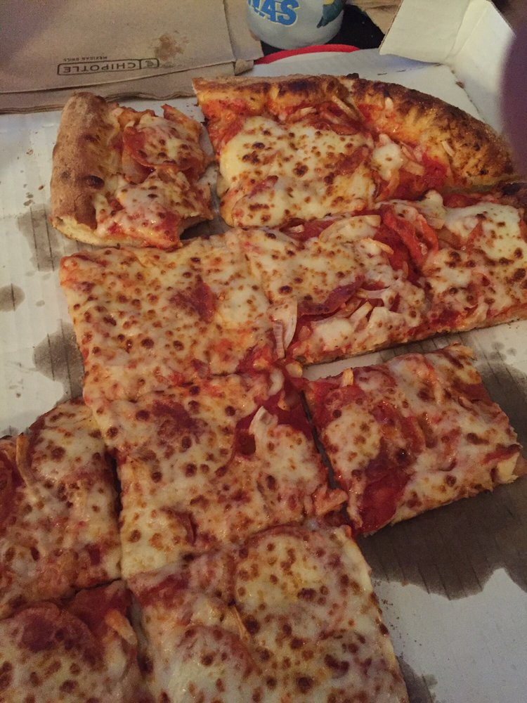 Papa John’s Pizza Pizza 3344 Promenade Ave, Saint Paul, MN