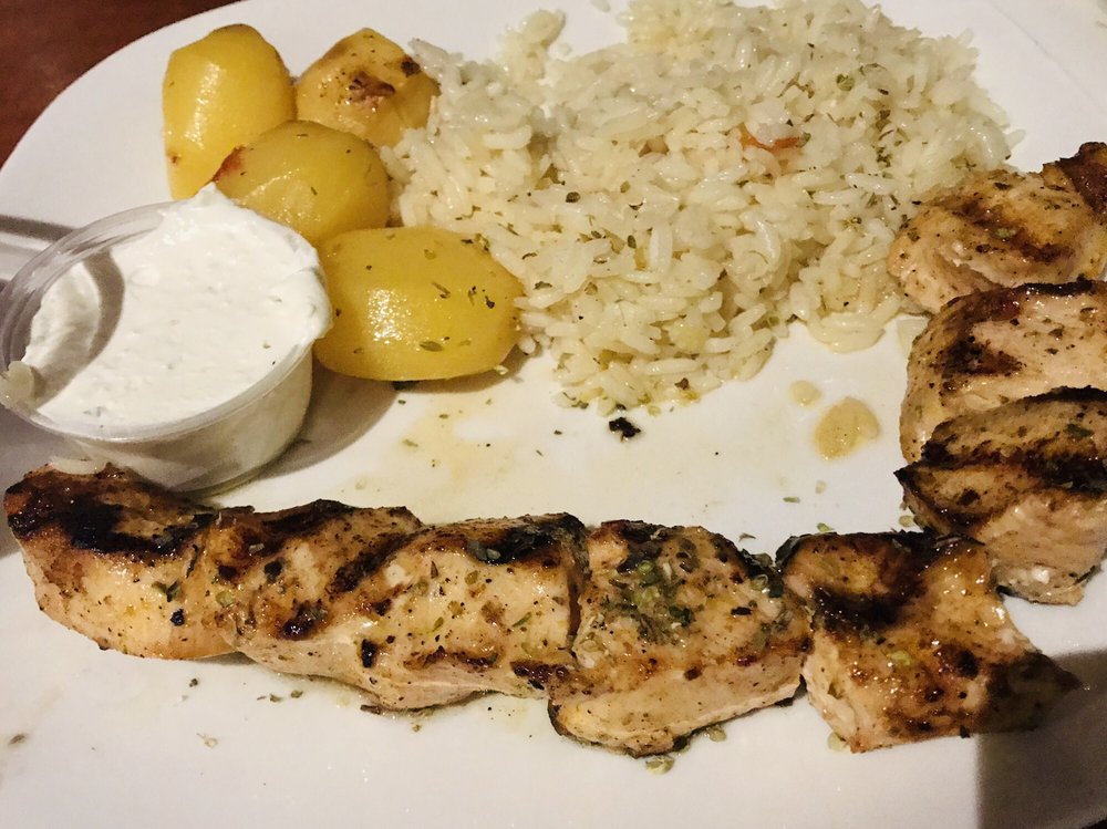 Navayo Greek Bistro