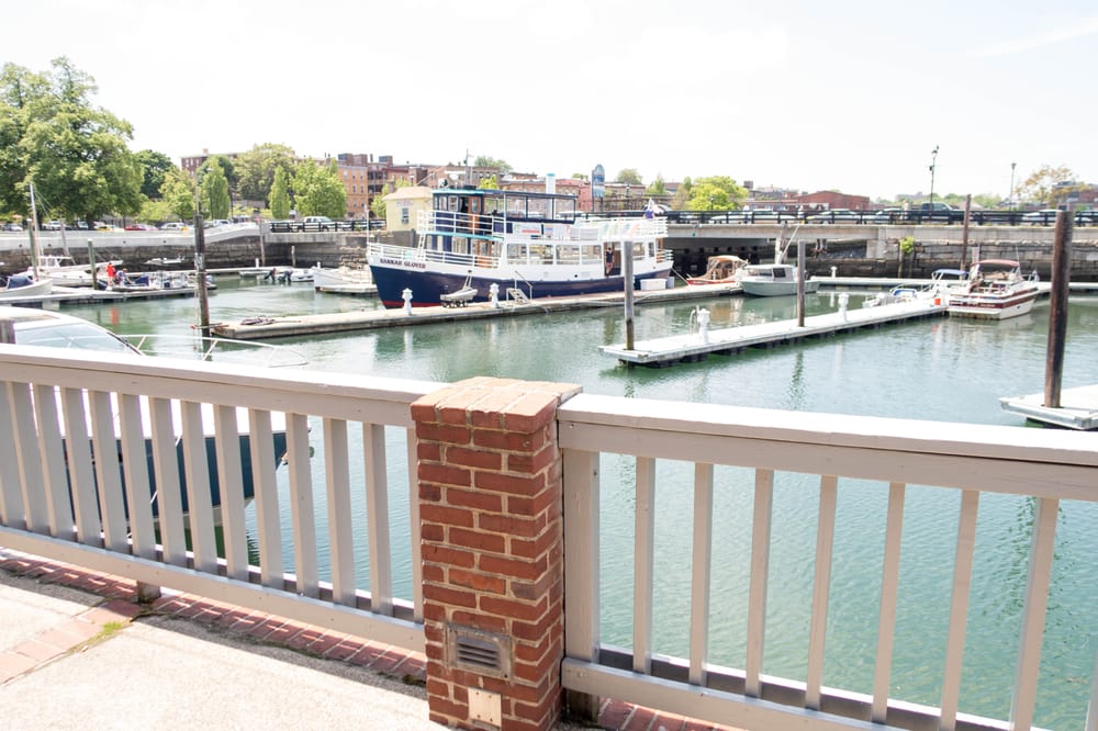 Finz Seafood & Grill - 256 Photos & 448 Reviews - Seafood - 76 Wharf St