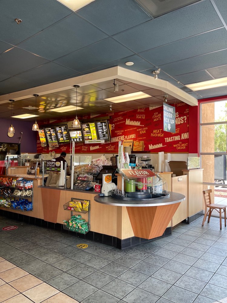 Quiznos Photo
