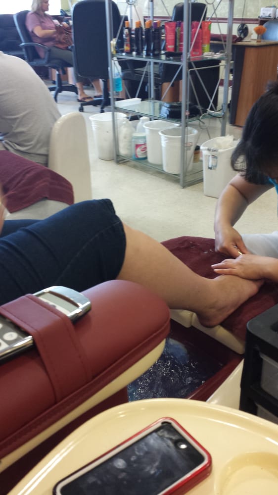 Enchanted Nails & Tanning 15 Reviews Nail Salons 2951 E Overland