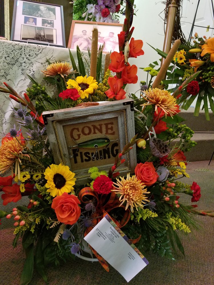 Fishing Themed Arrangement Yelp Photo Of Bonita Flower Dade City Fl United States Fishing Themed