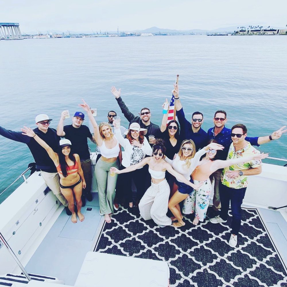 Champagne Yacht