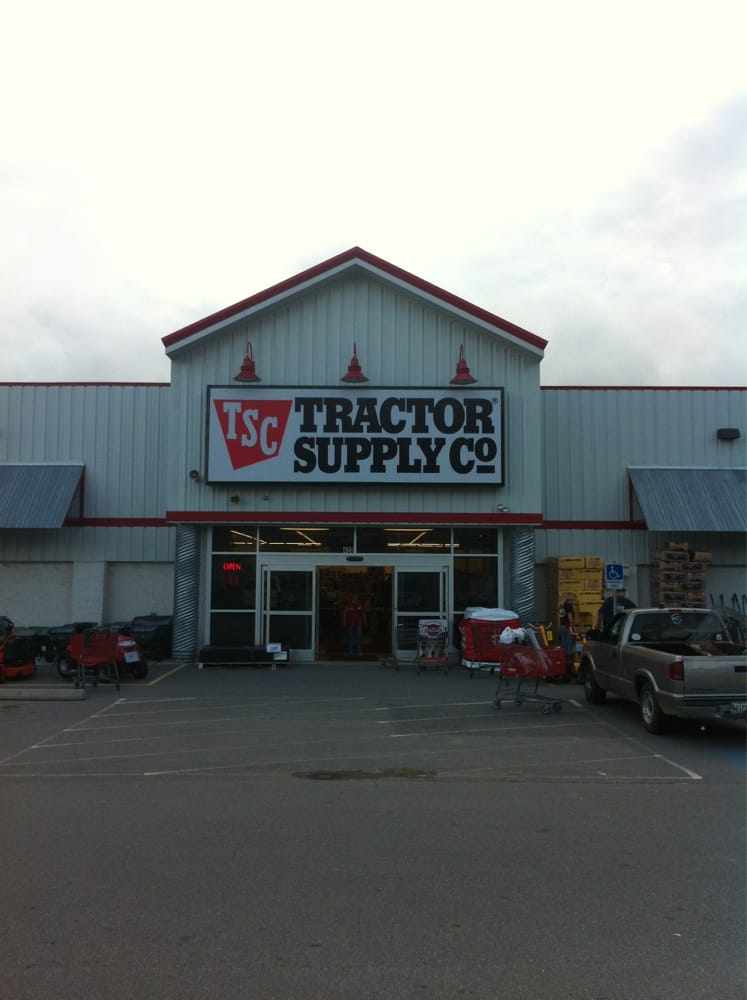 Tractor Supply Hardware Stores 420 Civic Center Dr, Augusta, ME Phone Number Yelp