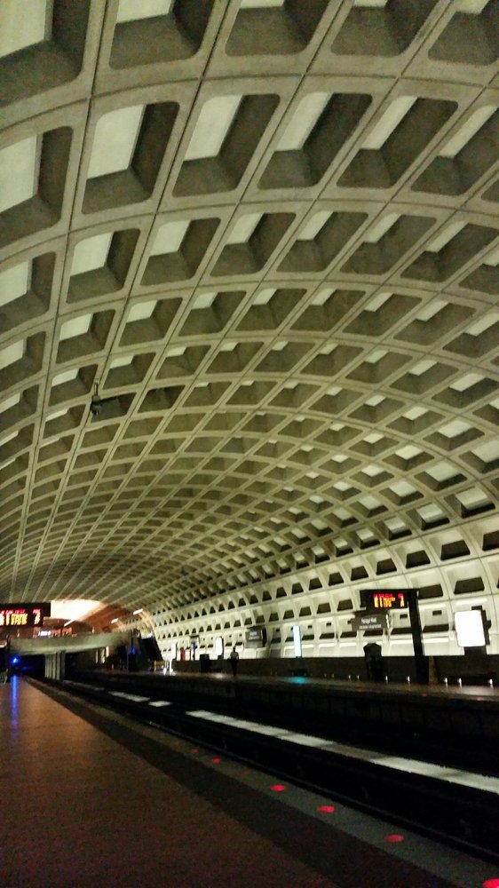 Farragut West Metro Station 16 Photos & 29 Reviews Metro Stations 900 18th St NW, Downtown