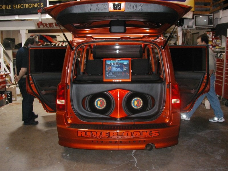 River Oaks Car Stereo 34 Photos & 25 Reviews Car Stereo Installation 4129 Richmond Ave