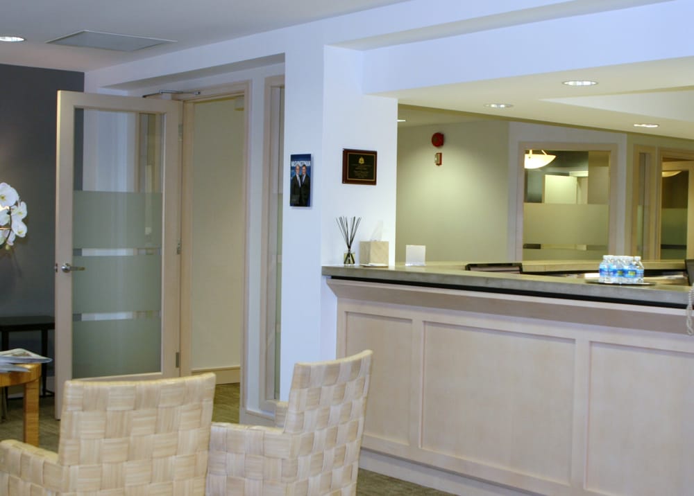 image of business Giannini Gray Dental Partners