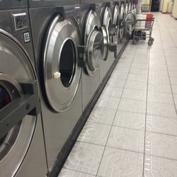 Venice Beach Wash Coin Laundry Closed 21 Photos 47 Reviews Photo Of Venice Beach Wash Coin Laundry Ca United States