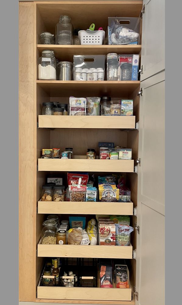 Annie Allen - Professional Organizer