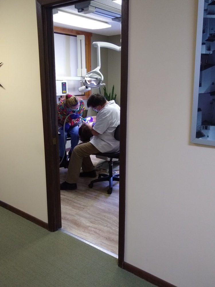 image of business Larry Wareck, DDS