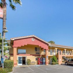 Econo Lodge Inn Suites Lodi 40 Photos 15 Reviews Hotels Photo Of Econo Lodge Inn Suites Lodi Ca United States
