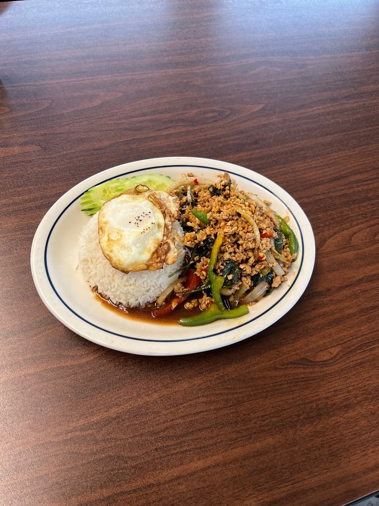 Dao Lao & Thai Restaurant