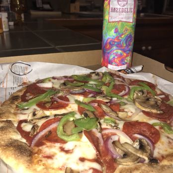 lit pizza 110 photos 99 reviews pizza 3930 burbank dr baton