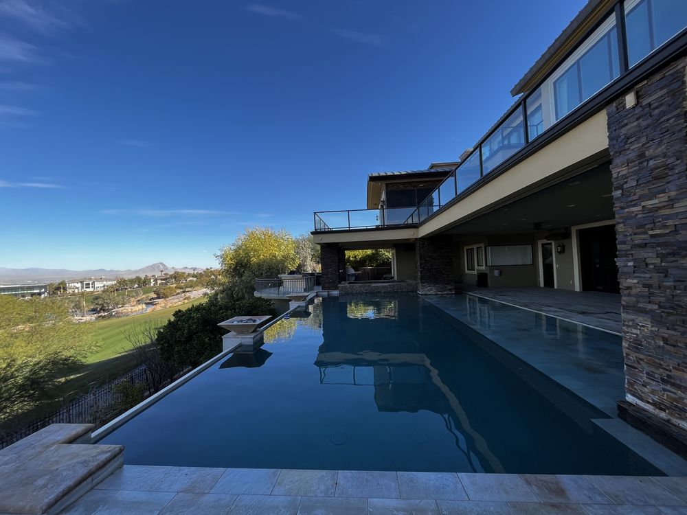 WEDGE Pool and Spa