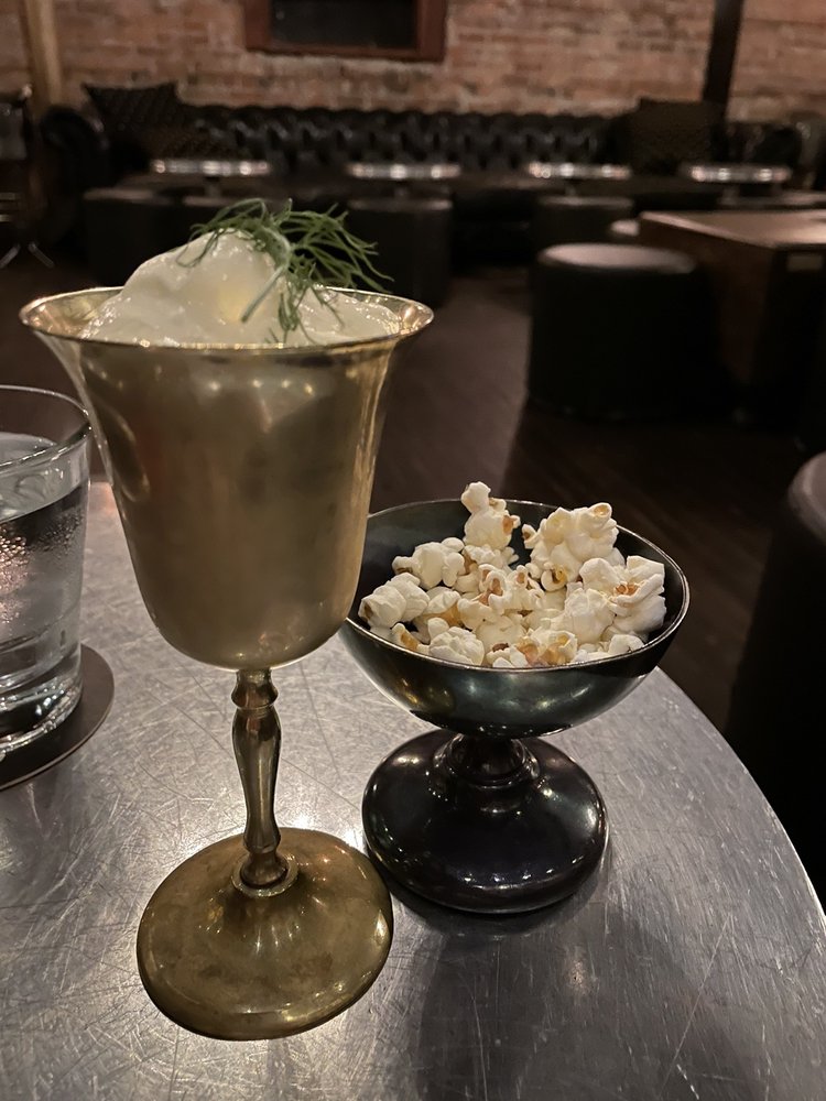 UNTITLED Champagne Lounge