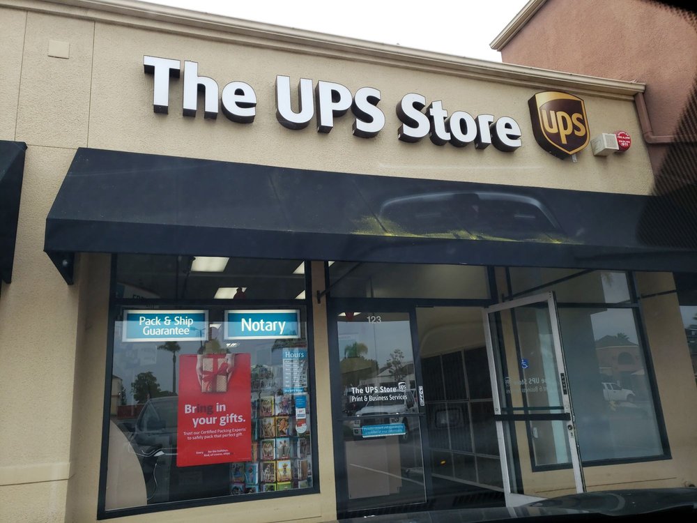 The Ups 14 Photos 90 Reviews Centers