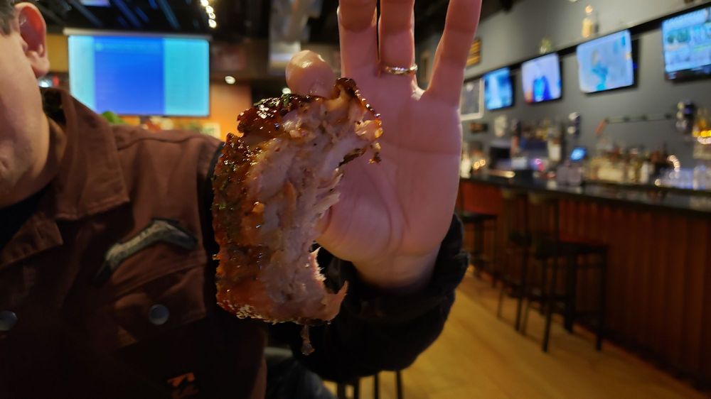 Scooters Bar & Grill Photo