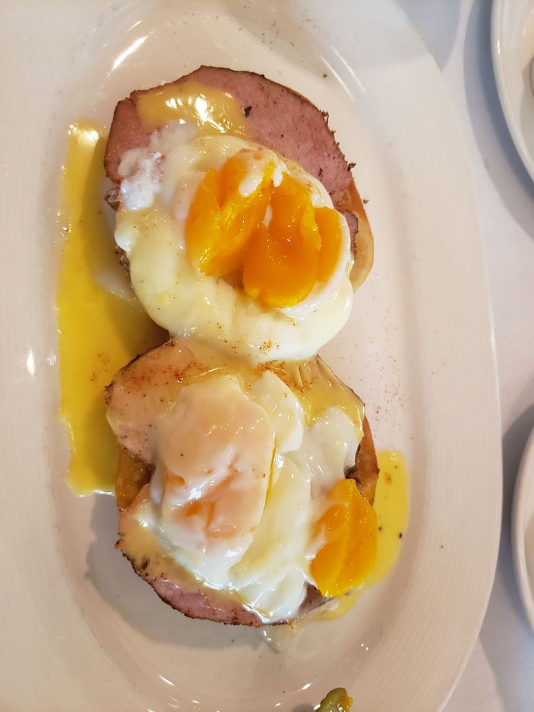 Bistro By The Tracks