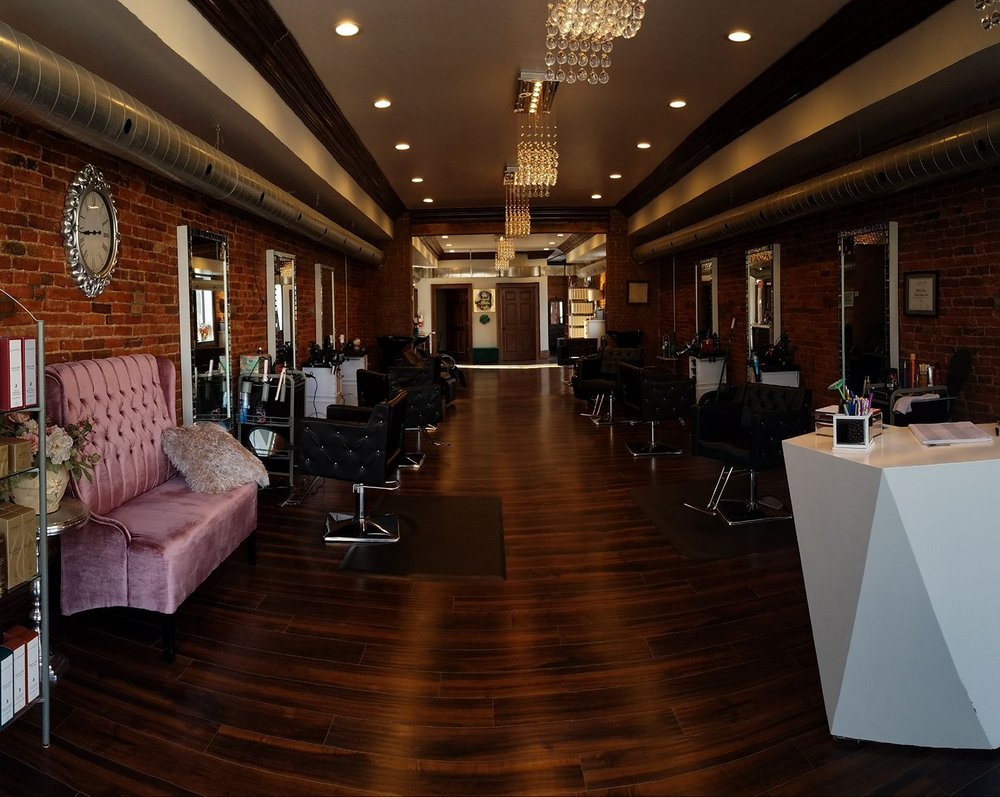 Lunatic Fringe Salon & Spa