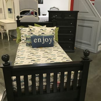 Kids Only Furniture Accessories Closed 68 Photos 33 Reviews Photo Of Kids Only Furniture Accessories Santa Monica Ca United States
