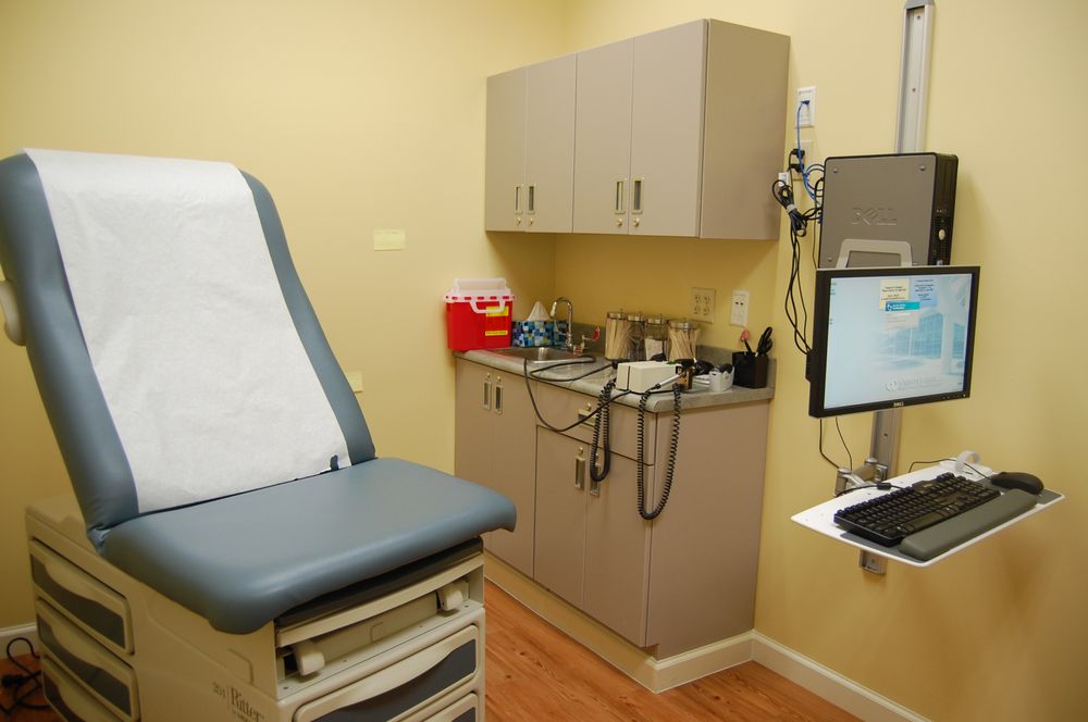 Carson Tahoe Clinic at Walmart 10 Photos Walkin Clinics 3770