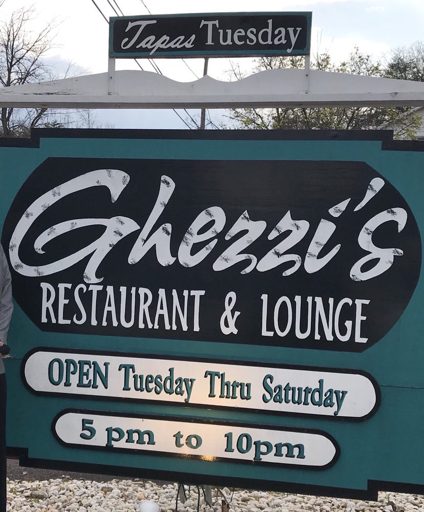 Ghezzi's Restaurant & Lounge