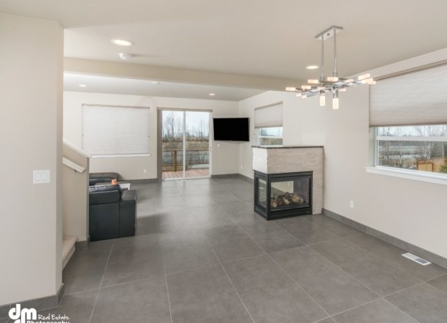 image of business Tutone Tile