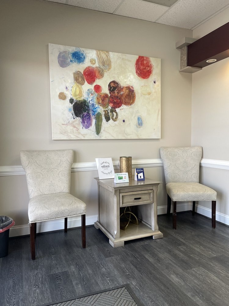 image of business Willis & Associates Family Dentistry - Stuarts Draft