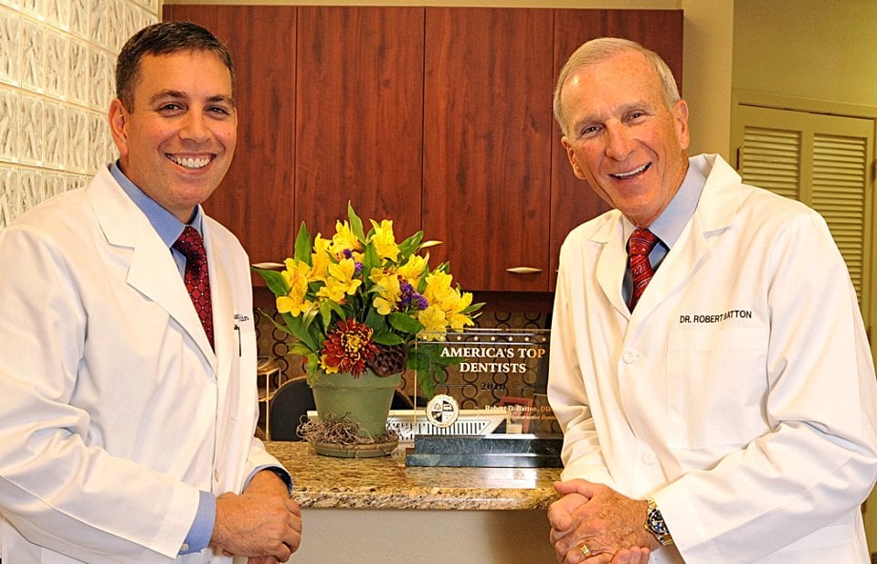 image of business Batton D Robert, DDS