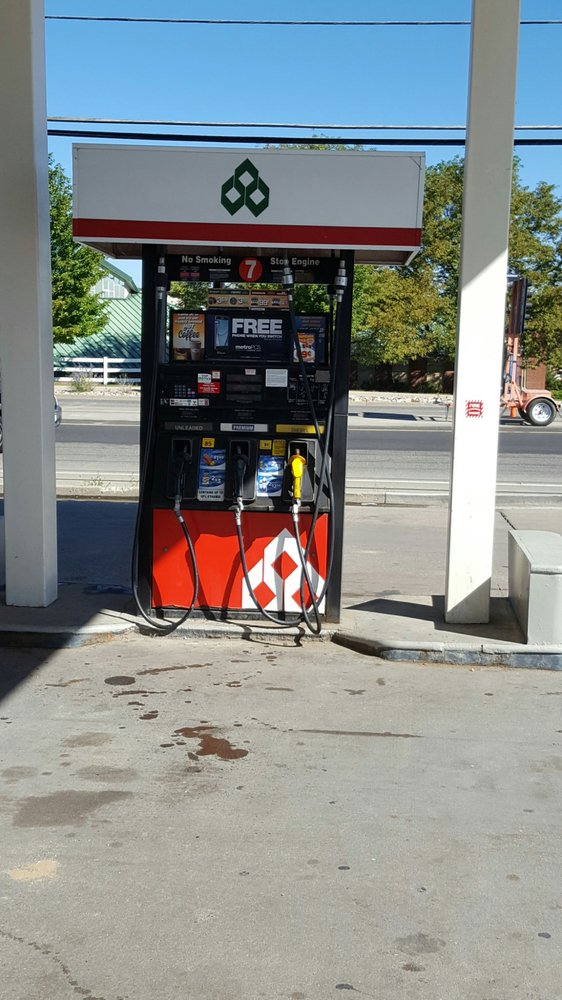 Diamond Shamrock Refining & Marketing Company Gas Stations 6910 W