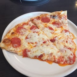 Vinnie S Pizzeria 36 Photos 51 Reviews Italian 5076 Peters Photo Of Vinnie S Pizzeria Winston M Nc United States