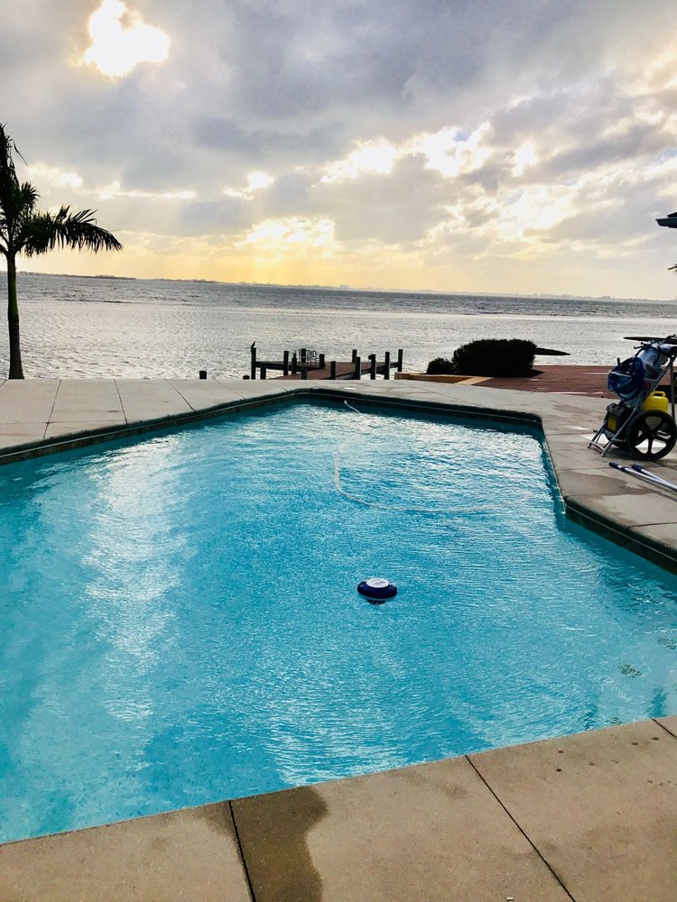 AQUAlibrium Pool Service