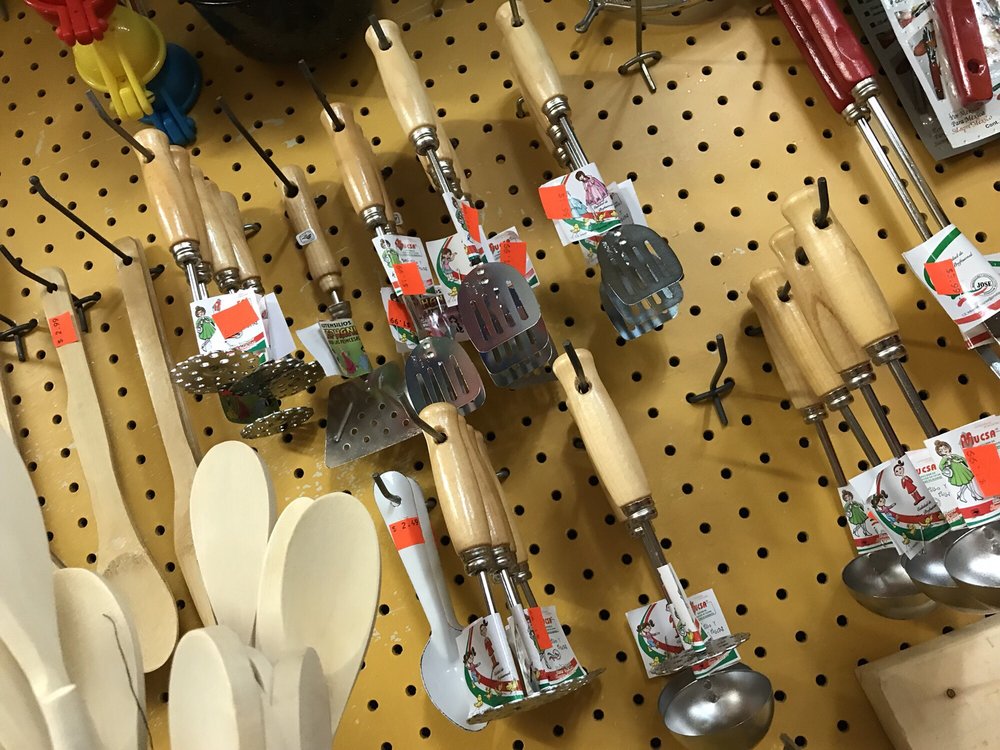 Basket & Pottery Alley