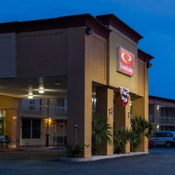 Econo Lodge Savannah Gateway I 95 52 Photos 16 Reviews Photo Of Econo Lodge Savannah Gateway I 95 Ga United States