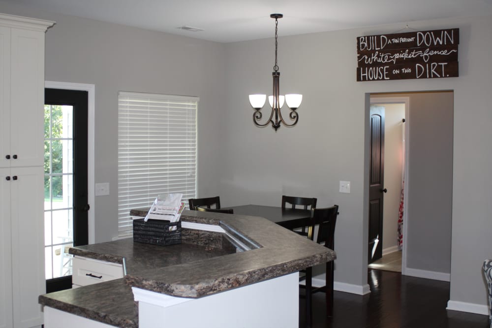 image of business Southstar Custom Builders