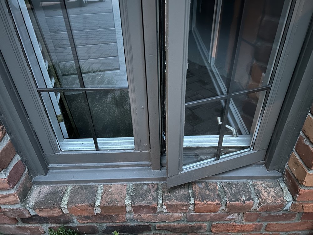 image of business Everyday window & Home Repair