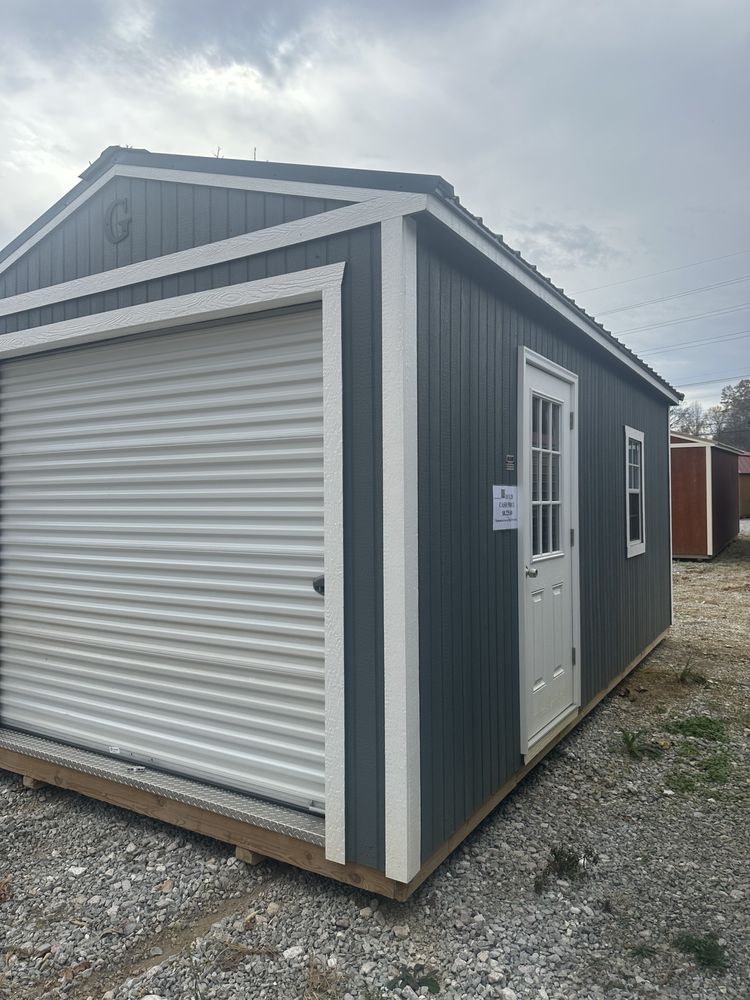 R & R Buildings