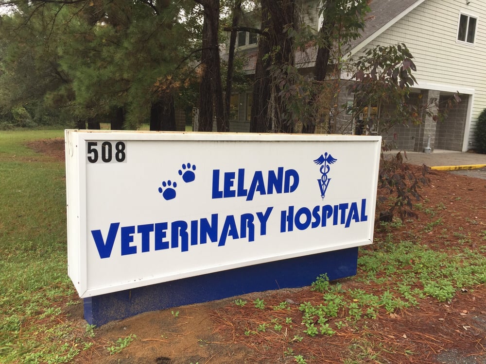 Leland Veterinary Hospital Veterinarians 508 Village Rd NE, Leland
