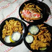 Foto från The Sea Goose - Westerly, RI, USA. To go orders are small