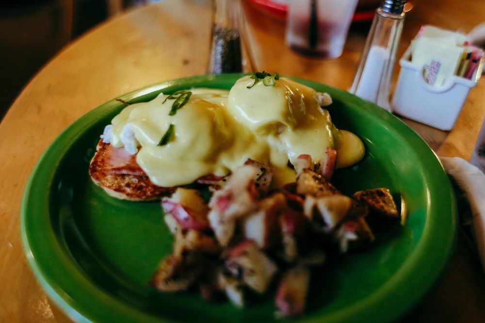 20-off-devoted-kiss-cafe-coupons-promo-deals-gig-harbor-wa