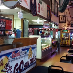 Arrowhead Mall Restaurants Best Lake Arrowhead Pizza 137 Photos 220 Reviews 28200 Hwy