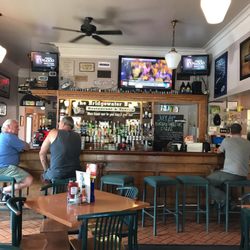Bridgewater Bank Tavern 25 Photos 17 Reviews Burgers 8452 Photo Of Bridgewater Bank Tavern Saline Mi United States