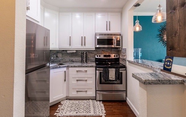 image of business Lugo Kitchen Homes