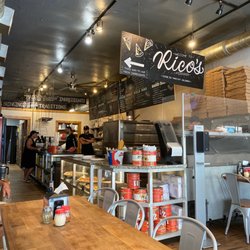 Ricos Pizzeria photo