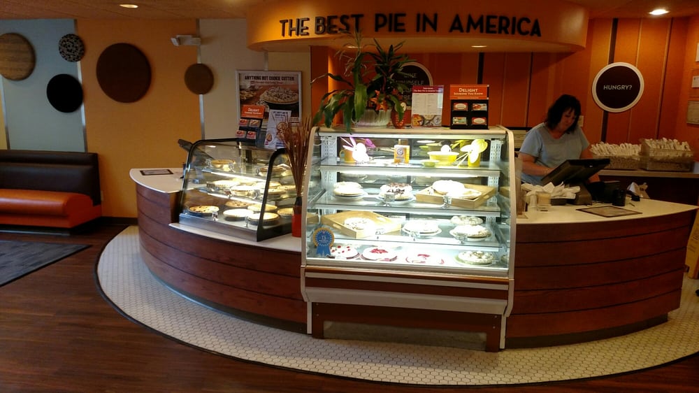 Village Inn 11 Photos & 13 Reviews Fast Food 2122 53rd St, Moline