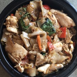 Ubon Thai 2 Go 17 Reviews 679 Mast Rd Goffstown Nh Photo Of Ubon Thai 2 Go Goffstown Nh United States Drunken Noodles