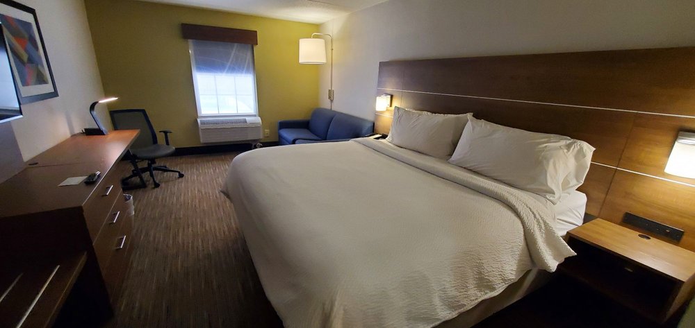 Holiday Inn Express Harrisburg East - Hershey Area