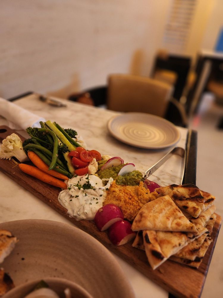 CHi CHi at The Avalon CHi CHi at The Avalon